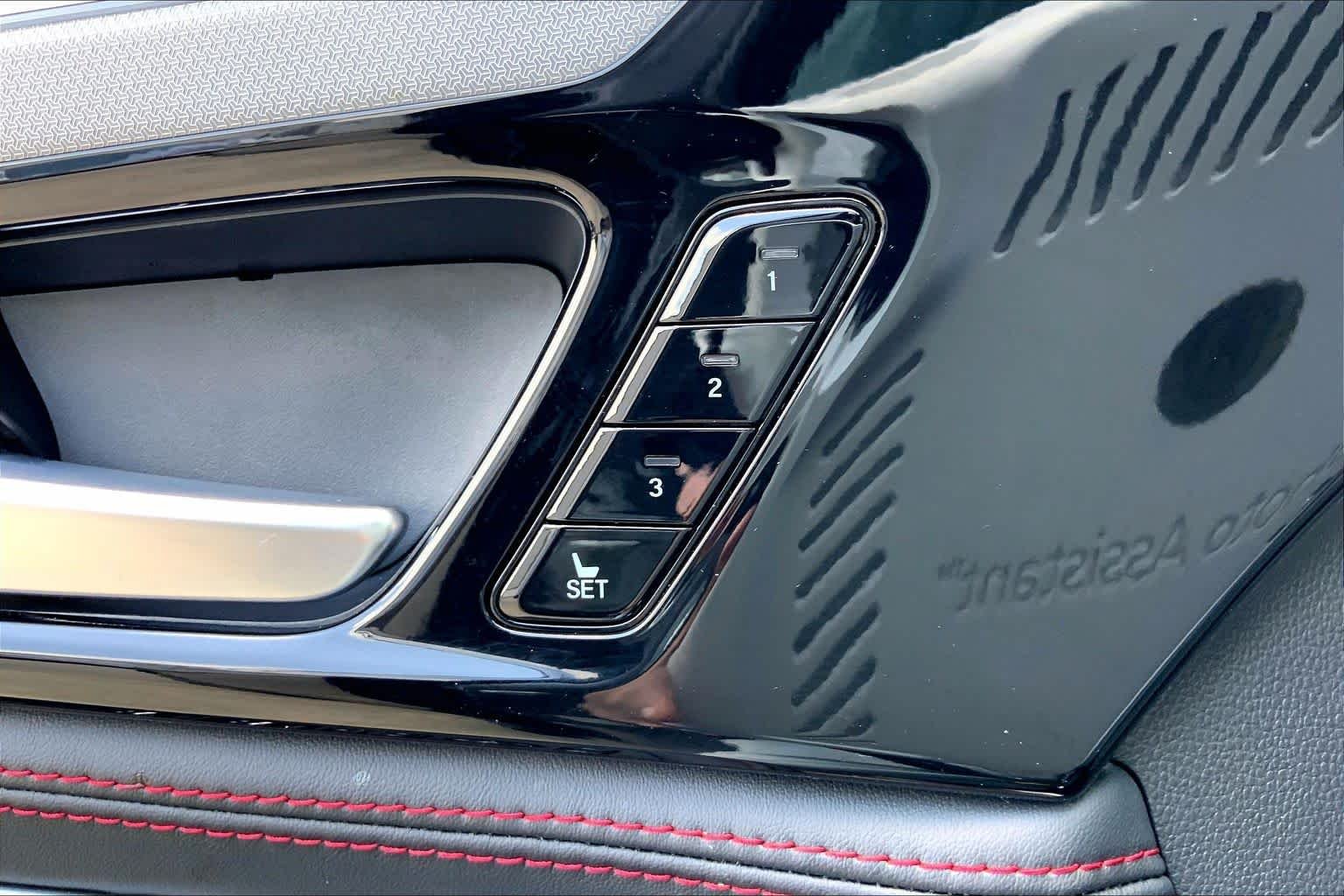 Used 2025 Liquid Carbon Metallic Acura w/A-Spec Package image 33