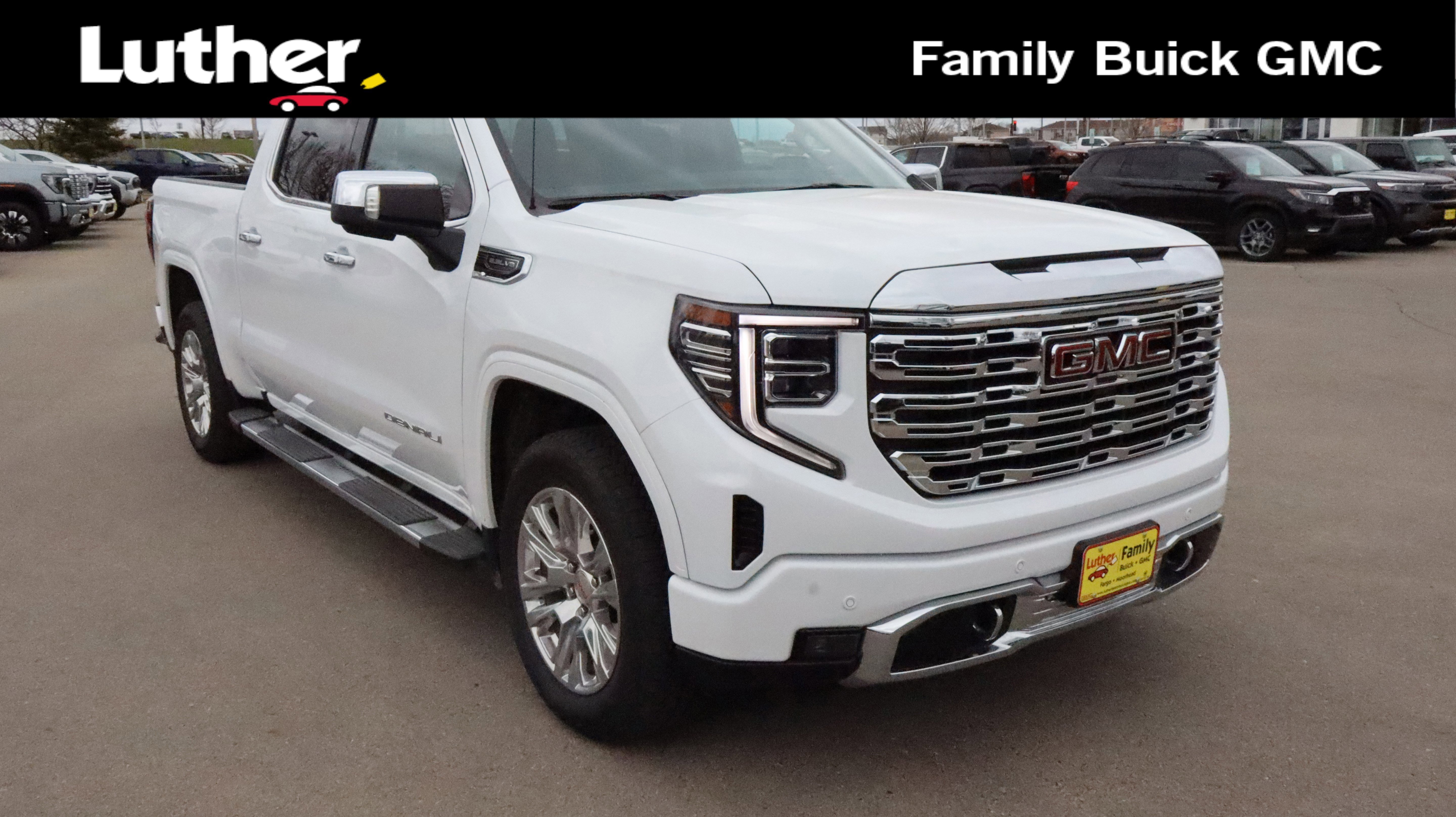 2024 GMC Sierra 4WD Crew Cab Short Box Denali's photo