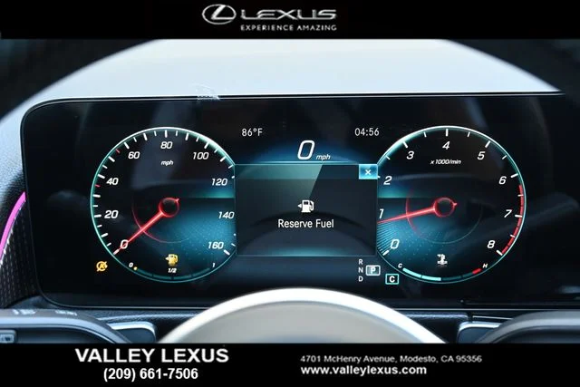 Used 2023 White Mercedes-Benz GLB 250 image 11