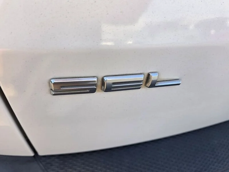 Used 2020 Star White Ford SEL image 13