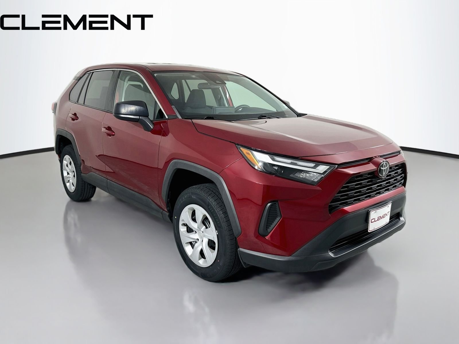 2024 Toyota RAV4 LE - Photo 5
