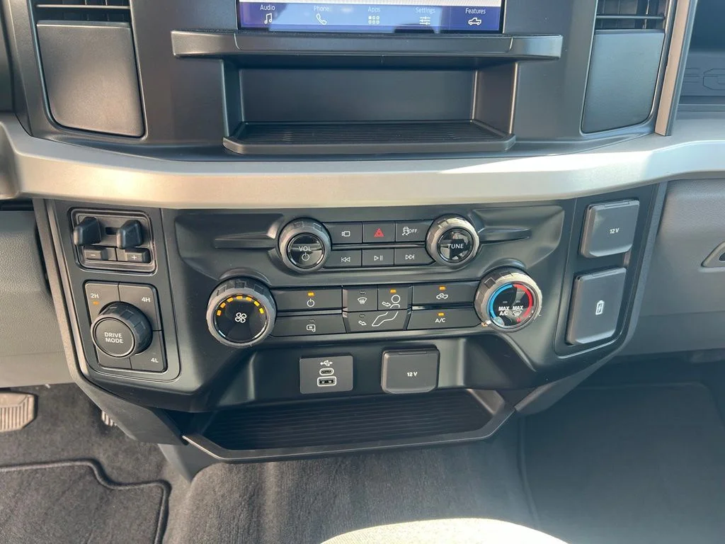 New 2026 Oxford White Ford F-350® XL image 16