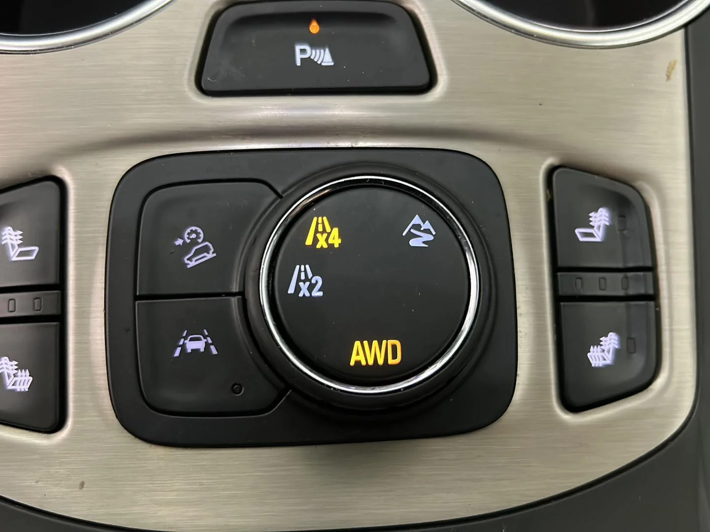 Used 2022 Marine Metallic GMC Denali image 30