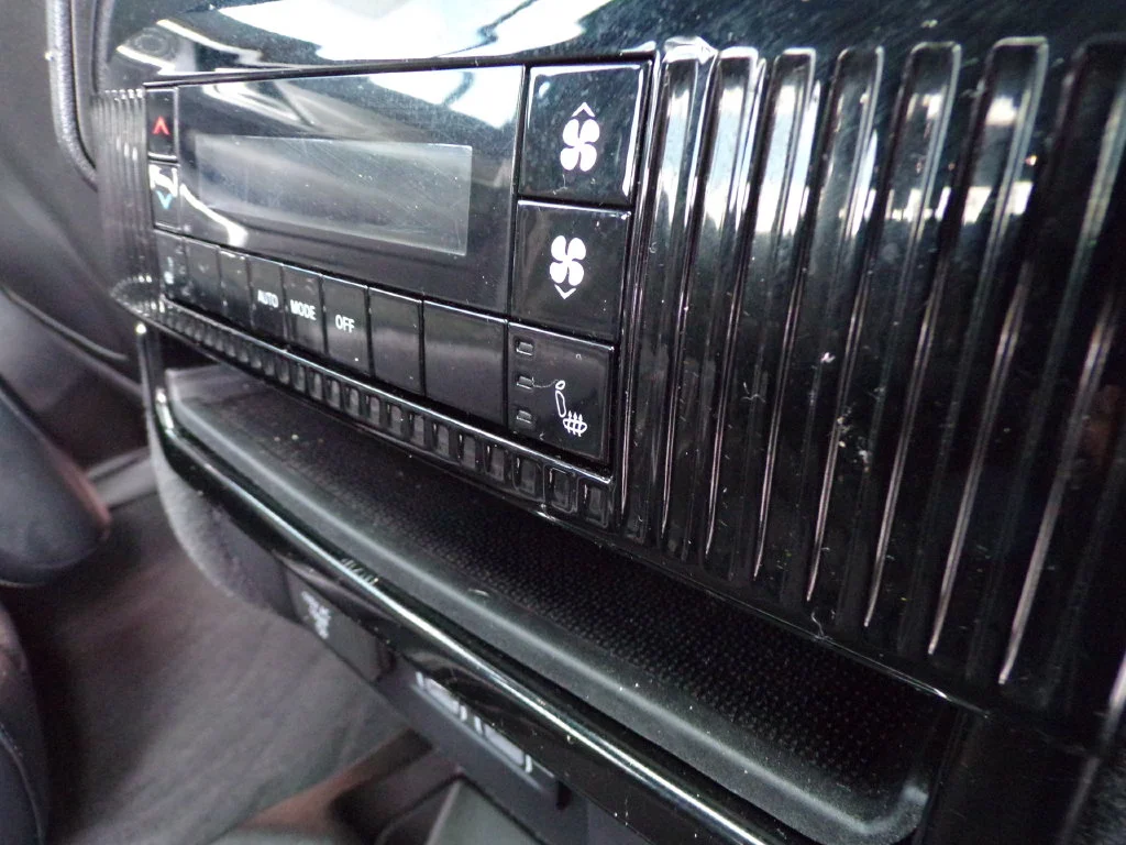 Used 2022 Black Jeep Series III image 11
