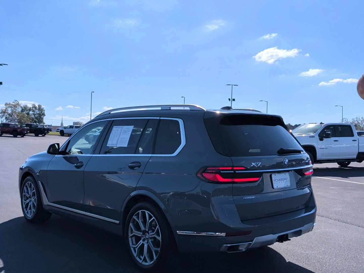 Used 2025 Sparkling Copper Metallic BMW xDrive40i image 3