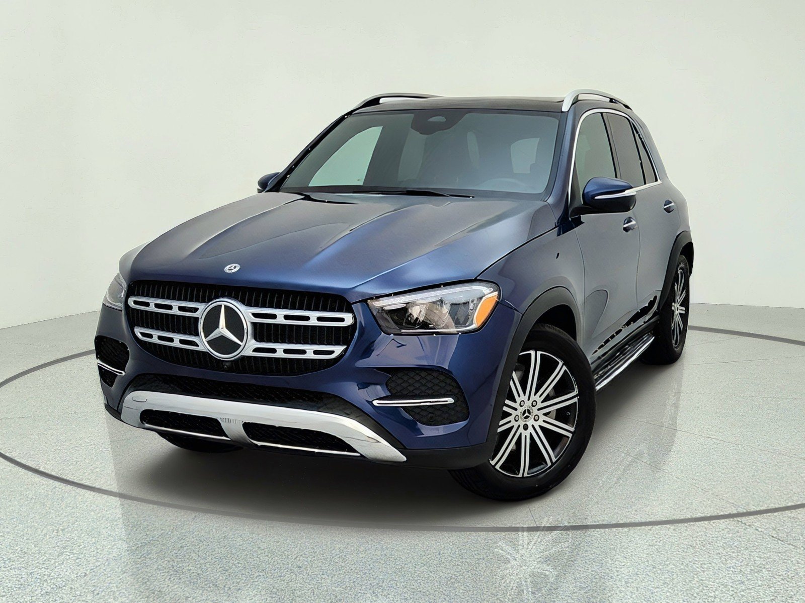 Certified Used 2026 Twilight Blue Metallic Mercedes-Benz GLE 350 image 2