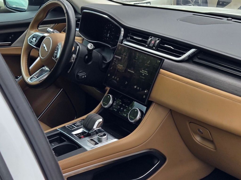 2021 Jaguar F-Pace S - Photo 13