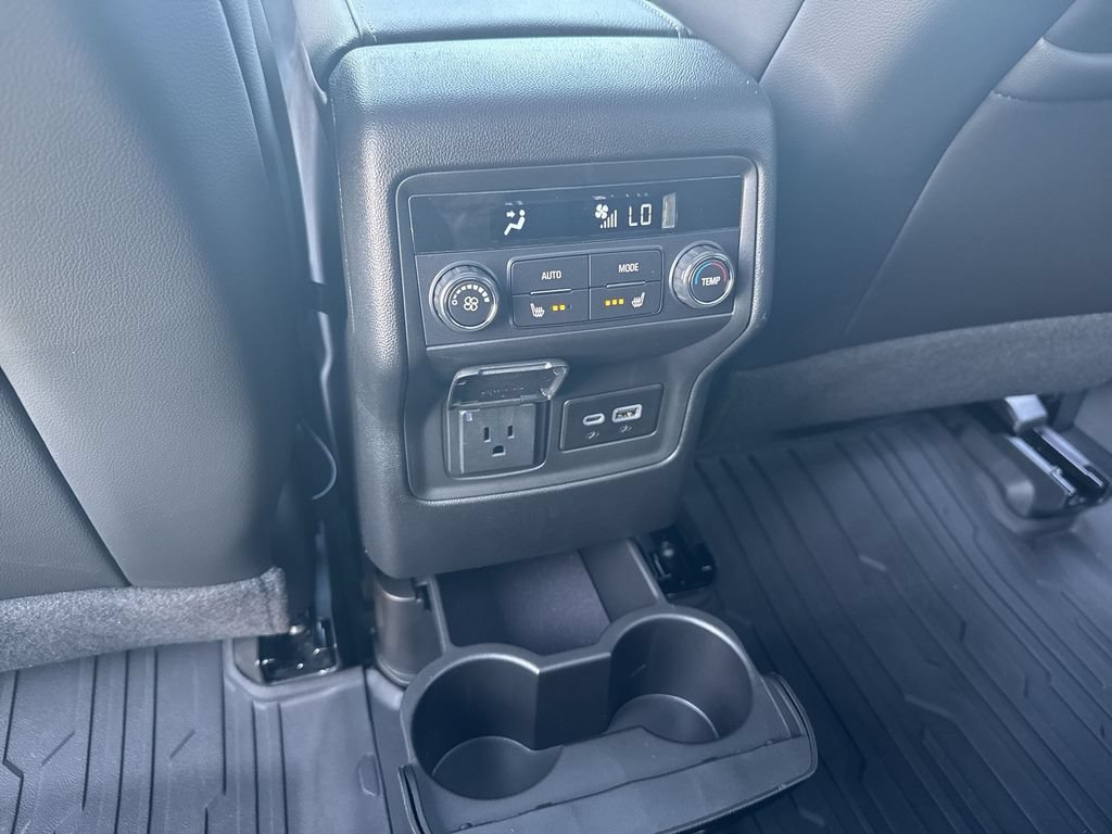 Certified Used 2023 Ultra Blue Metallic GMC SLT image 28