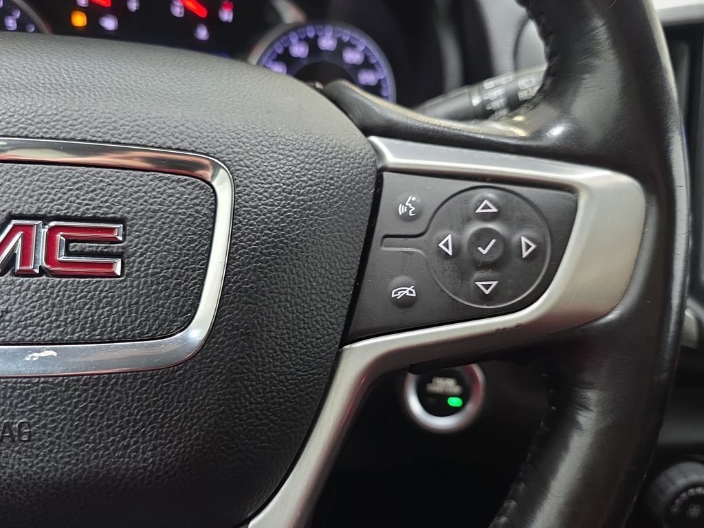 Used 2019 Ebony Twilight Metallic GMC SLE image 17