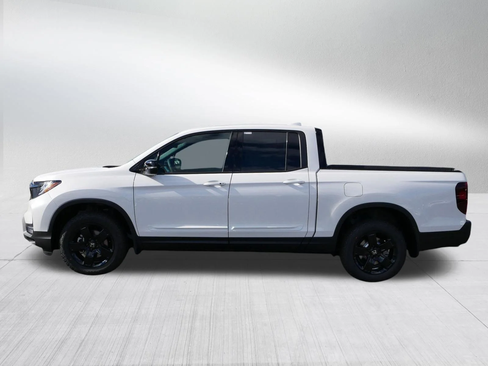 New 2026 Platinum White Pearl Honda Black Edition image 4