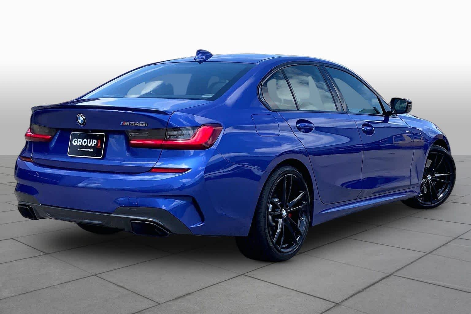 Used 2022 Portimao Blue Metallic BMW M340i image 12