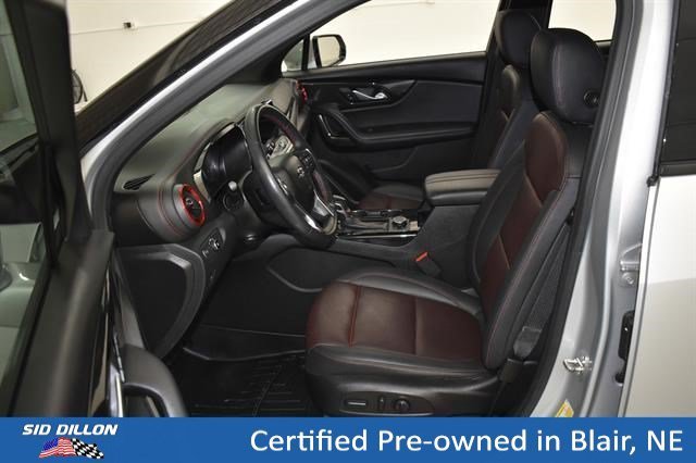 Used 2022 Silver Ice Metallic Chevrolet RS image 8
