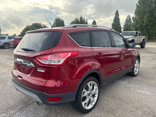 Used 2015 Red Ford Titanium image 5