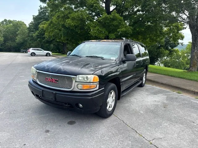 Used 2002 Black GMC Denali image 3