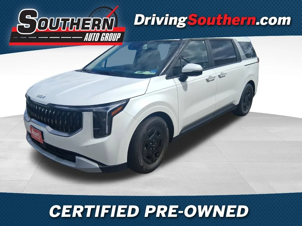 Used 2026 White Kia LXS image 1
