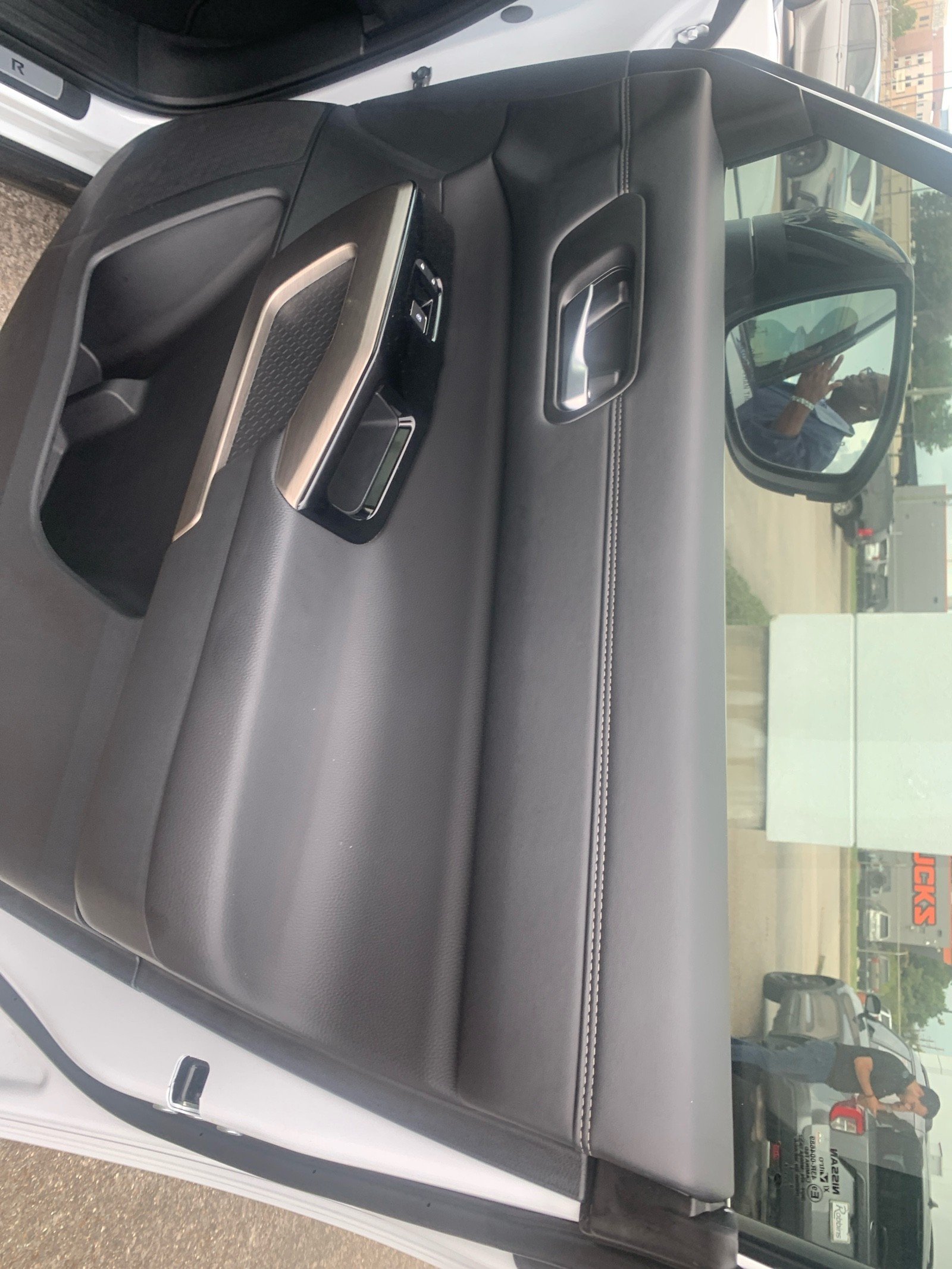 2025 Nissan Pathfinder Platinum White at Robbins Nissan