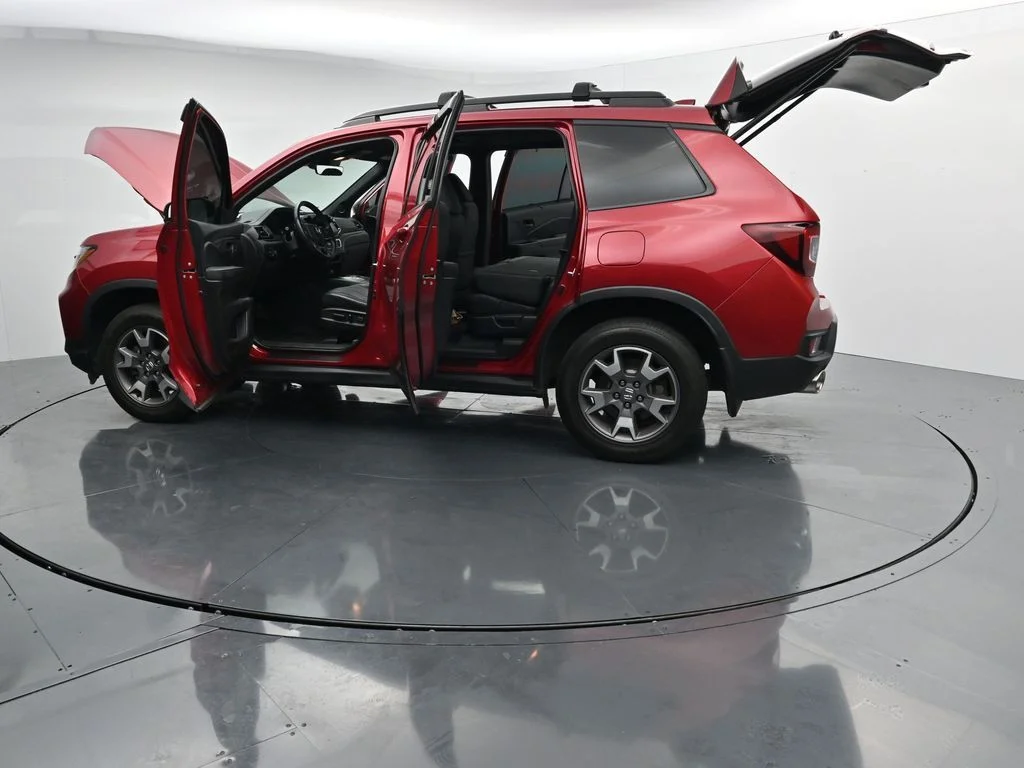 Used 2022 Red Honda TrailSport image 39