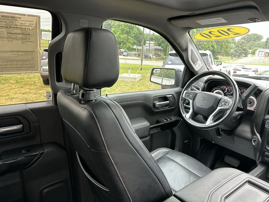 Used 2020 Silver Chevrolet RST image 15