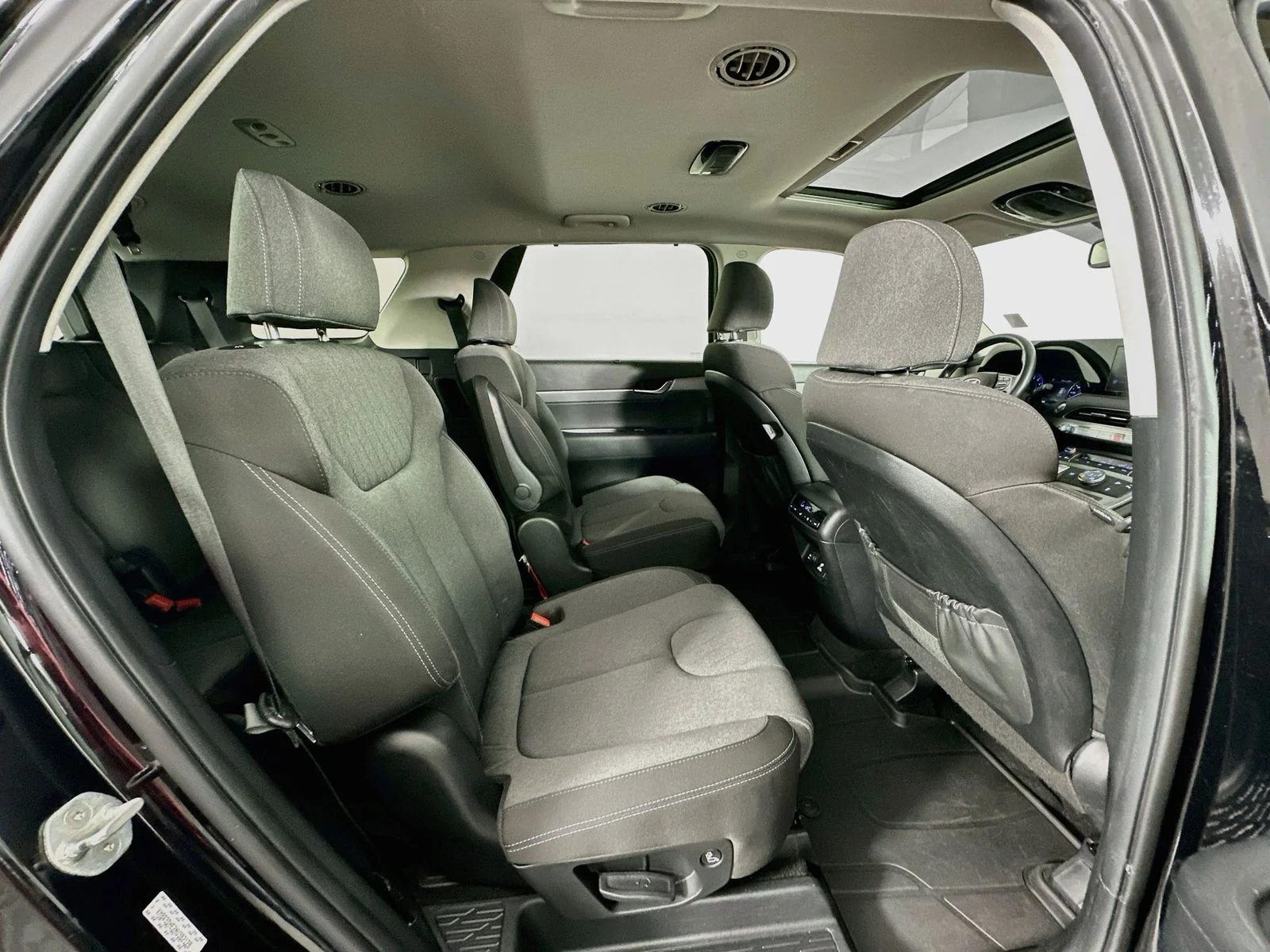Used 2022 Abyss Black Pearl Hyundai SEL image 29