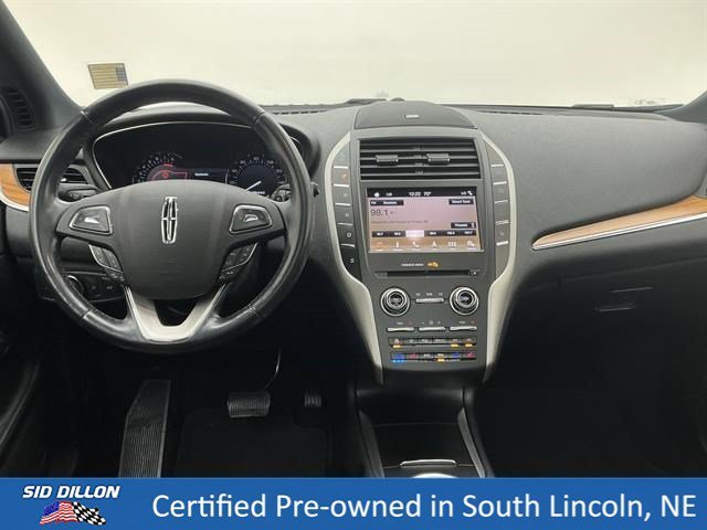 Certified Used 2019 White Platinum Metallic Tri-Coat Lincoln Reserve image 22
