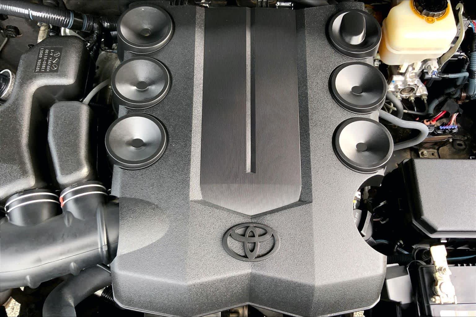 Used 2015 Attitude Black Metallic Toyota SR5 image 32