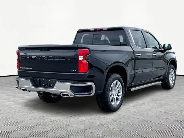 2026 Chevrolet Silverado 1500 LTZ - Photo 6