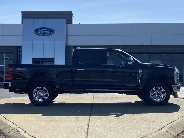 New 2026 Agate Black Metallic Ford King Ranch image 2