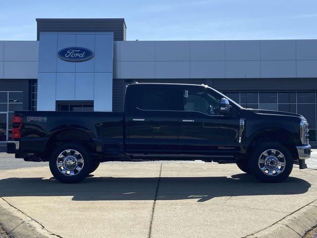 New 2026 Agate Black Metallic Ford  image 2