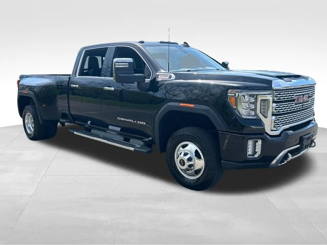 Used 2020 Black GMC Denali image 7