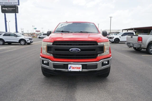 Used 2018  Ford XL image 2