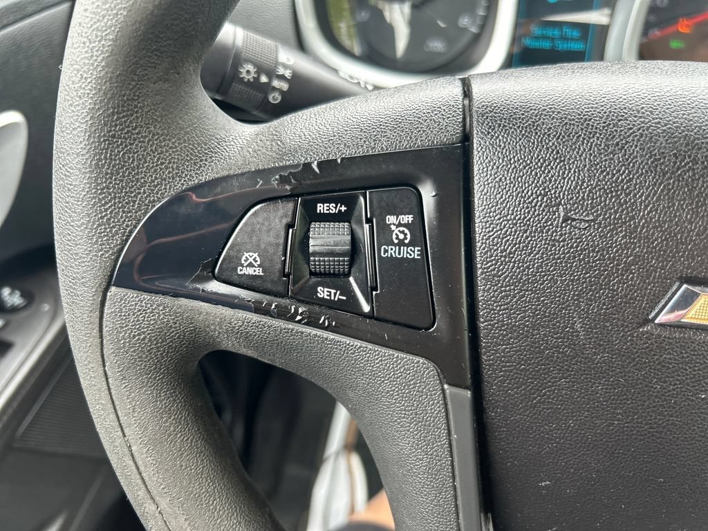 2017 Chevrolet Equinox LS - Photo 23