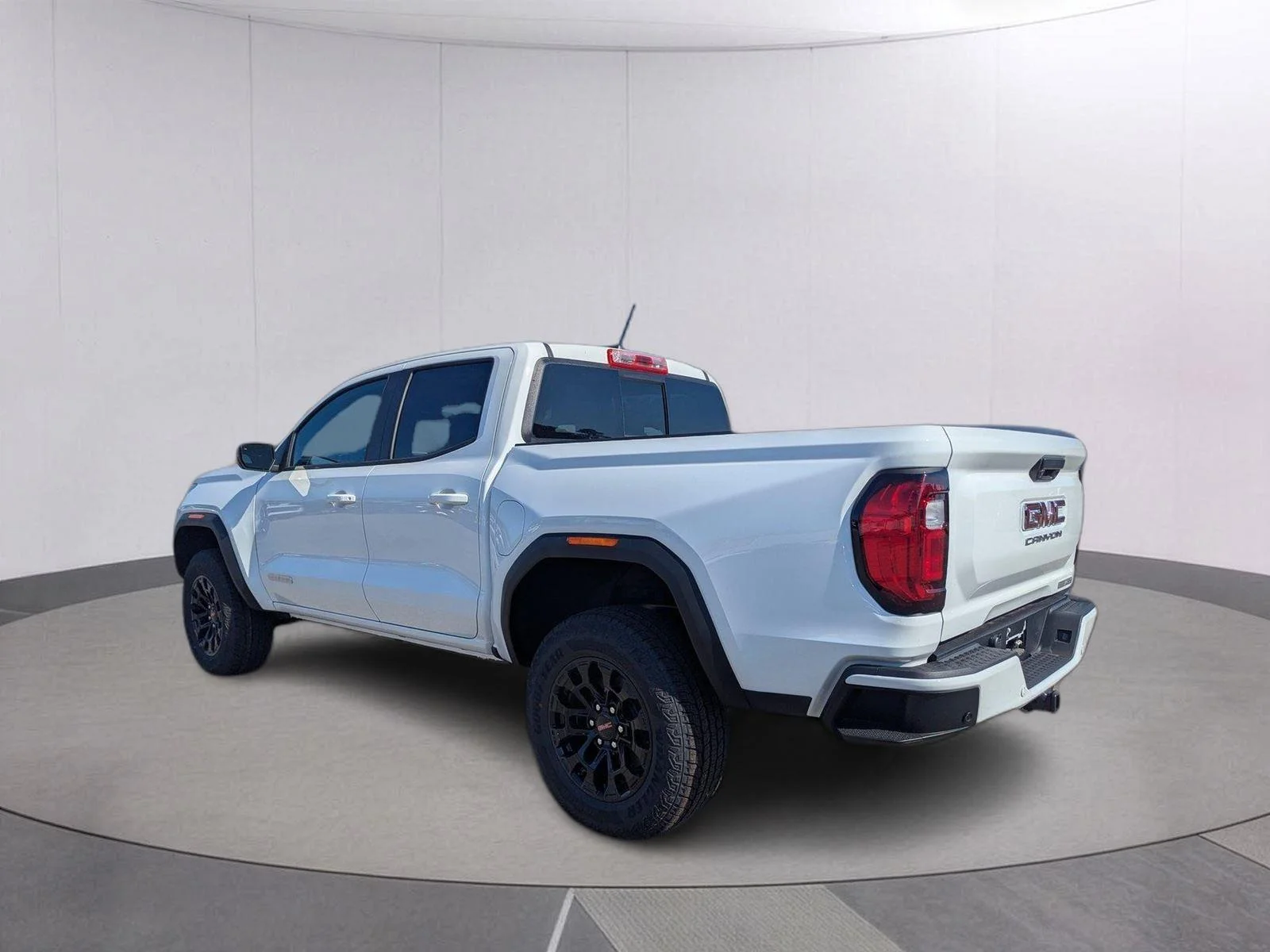 New 2026 Summit White GMC Elevation image 5
