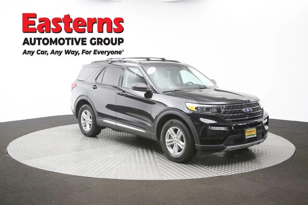 Used 2022 Black Ford XLT image 48