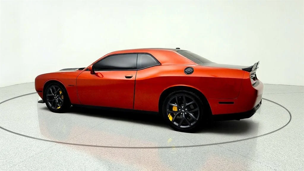 Used 2021 Sinamon Stick Dodge R/T RWD image 7