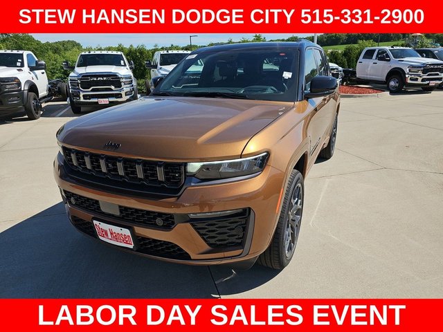2026 Jeep Grand Cherokee Summit