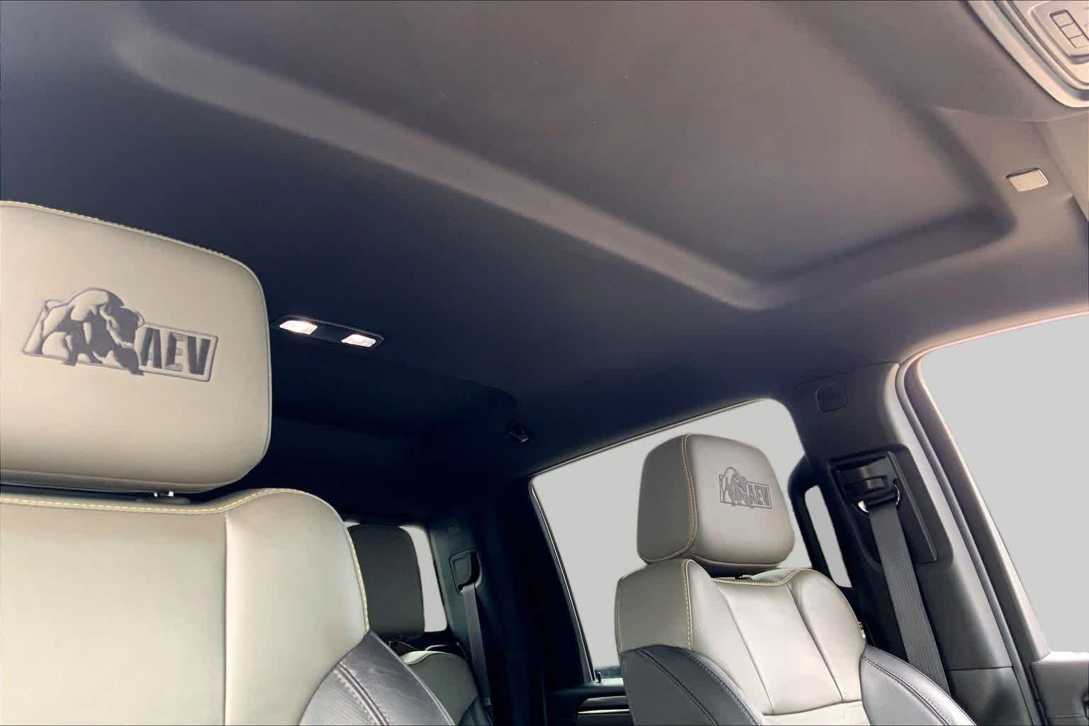 Used 2024 Summit White Chevrolet ZR2 image 14