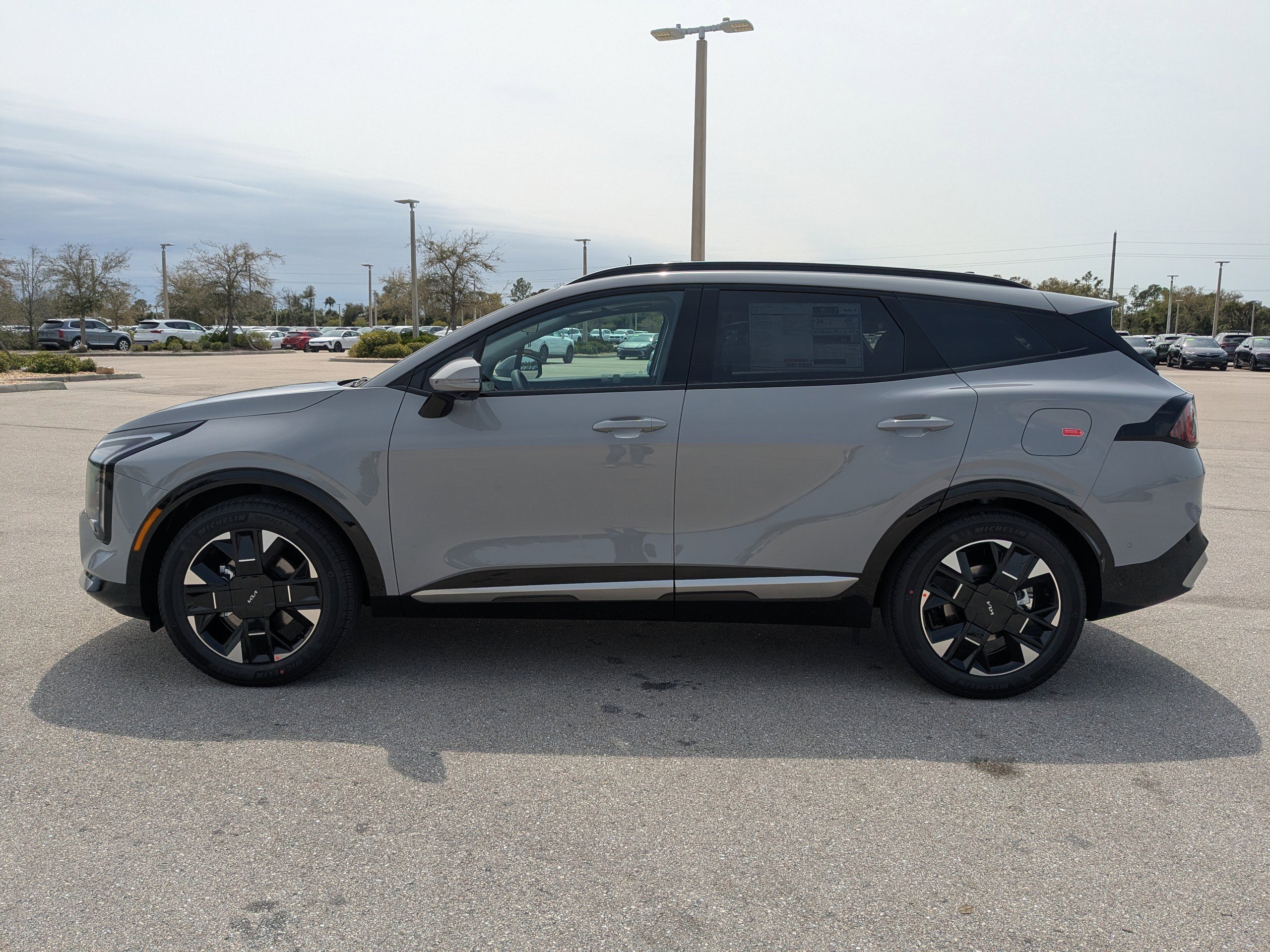 New 2026 Wolf Gray Kia SX Prestige image 8