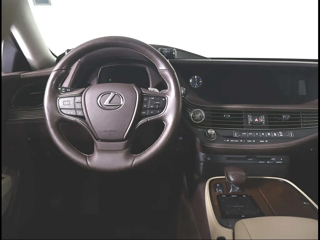 Used 2020 MANGANESE LUSTER Lexus Base image 8