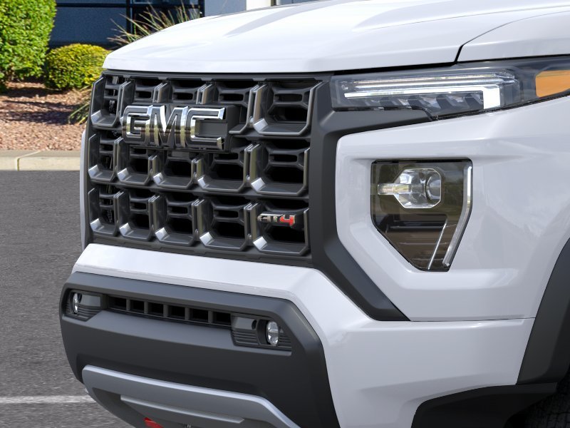 2026 GMC Canyon AT4 - Photo 13