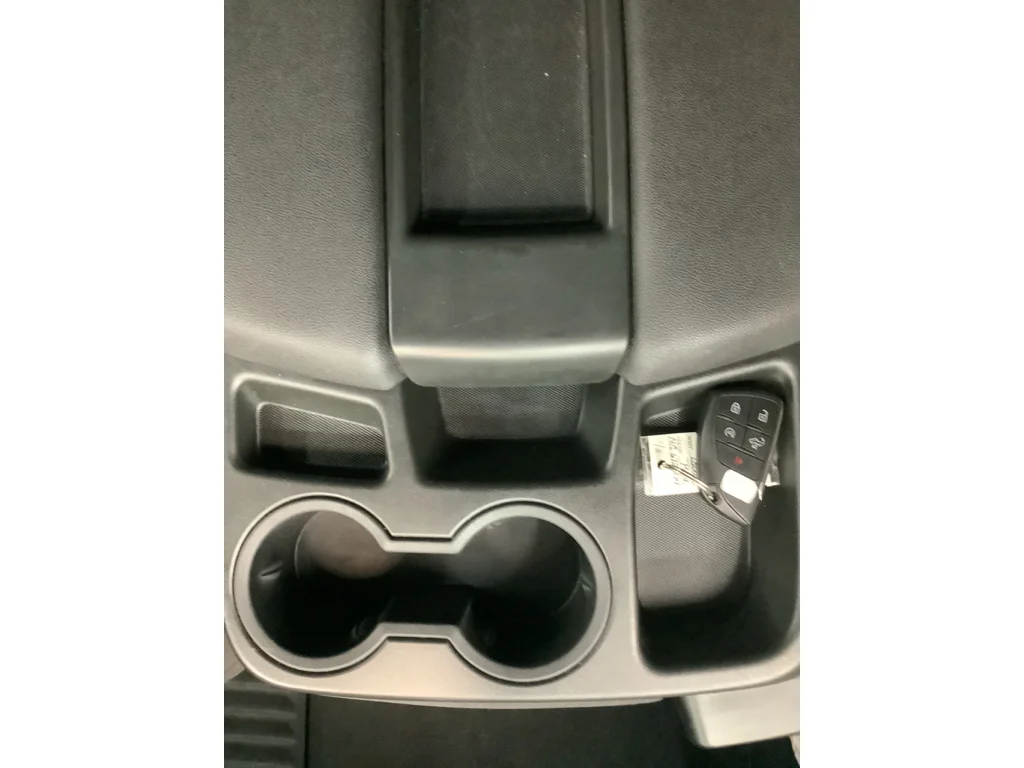 Used 2022 Cardinal Red GMC Elevation image 18