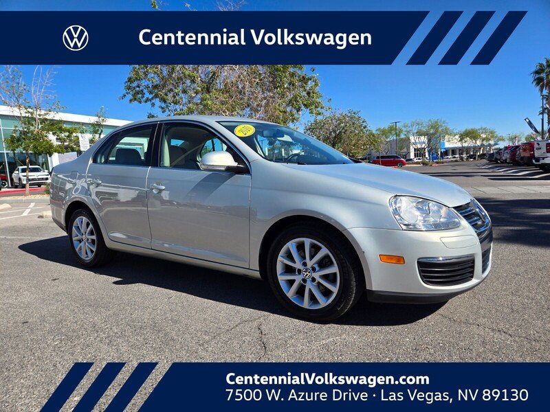 2010 Volkswagen Jetta SE's photo