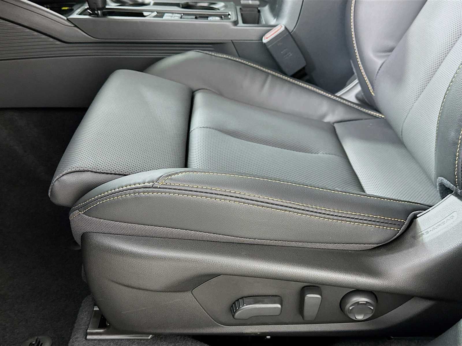 New 2026 MAGNETITE GRAY METALLIC Subaru Wilderness image 18