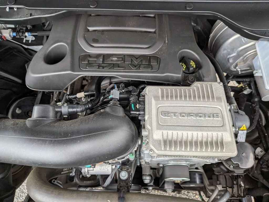 Used 2023 White Ram Laramie image 10