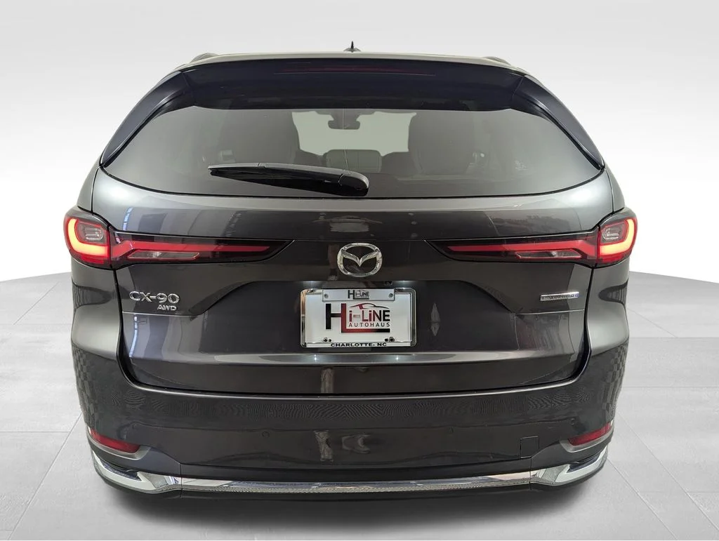 Used 2024 Gray Mazda Premium Plus AWD w/ 3rd Row Seats image 28