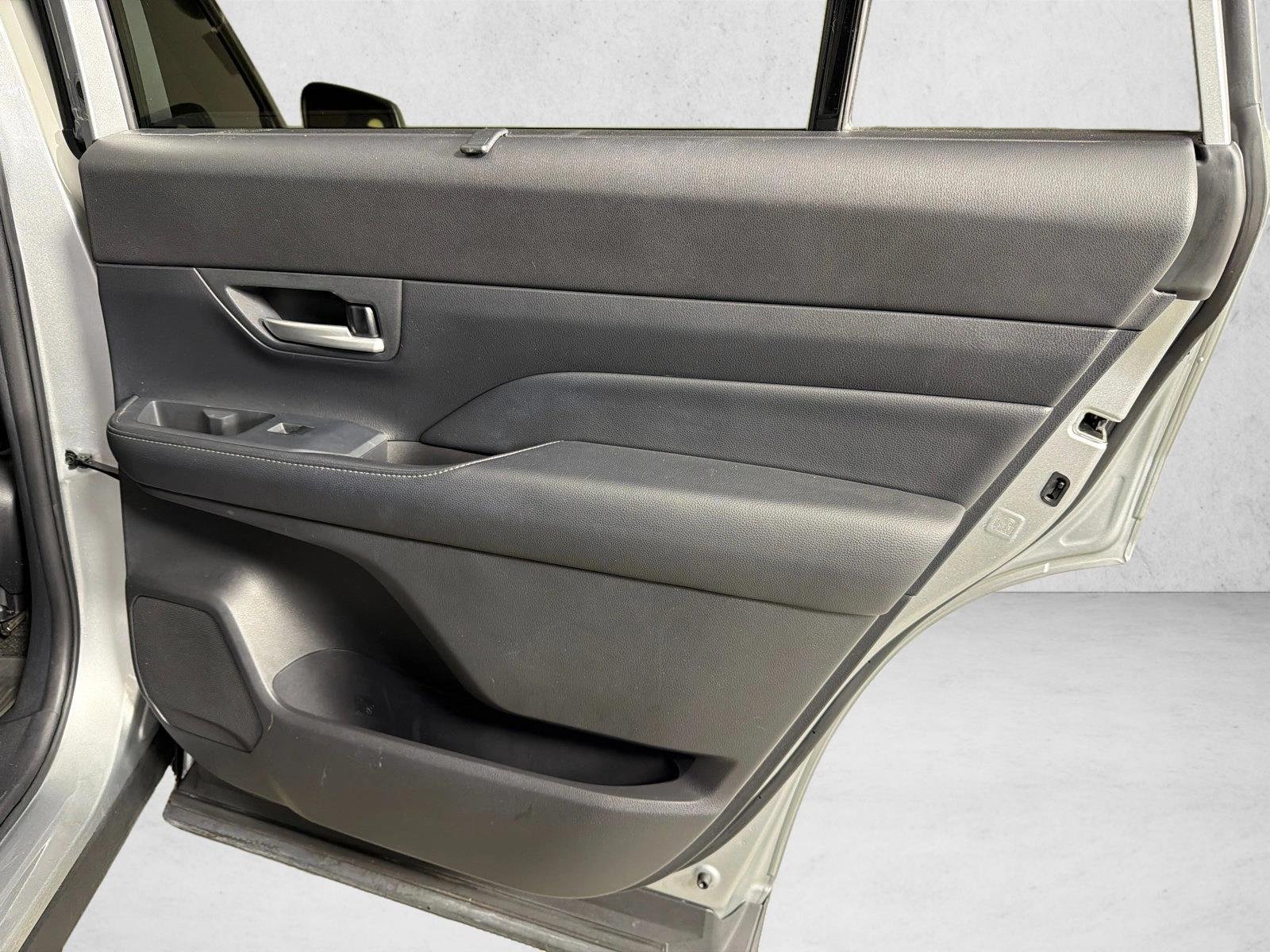 Used 2024 Silver Toyota Platinum image 17