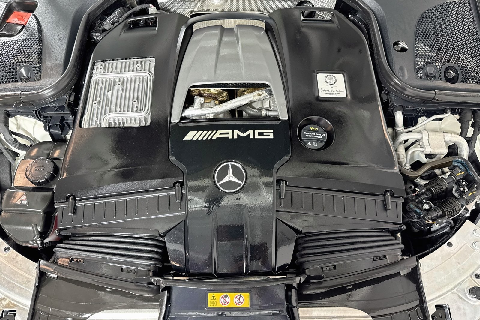 Used 2020 Designo Diamond White Metallic Mercedes-Benz AMG® E 63 S image 29