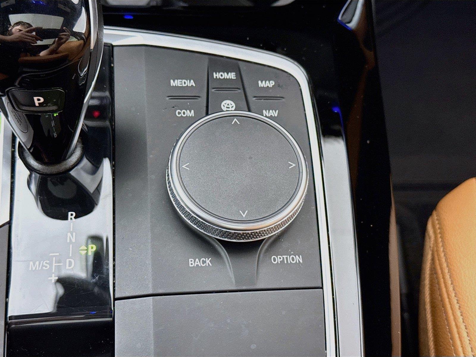 Used 2024 Alpine White BMW xDrive30i image 30