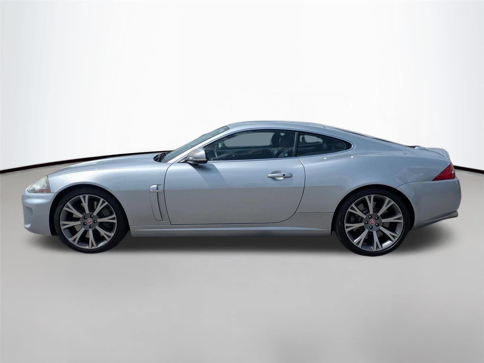Used 2010 Liquid Silver Jaguar XKR image 24