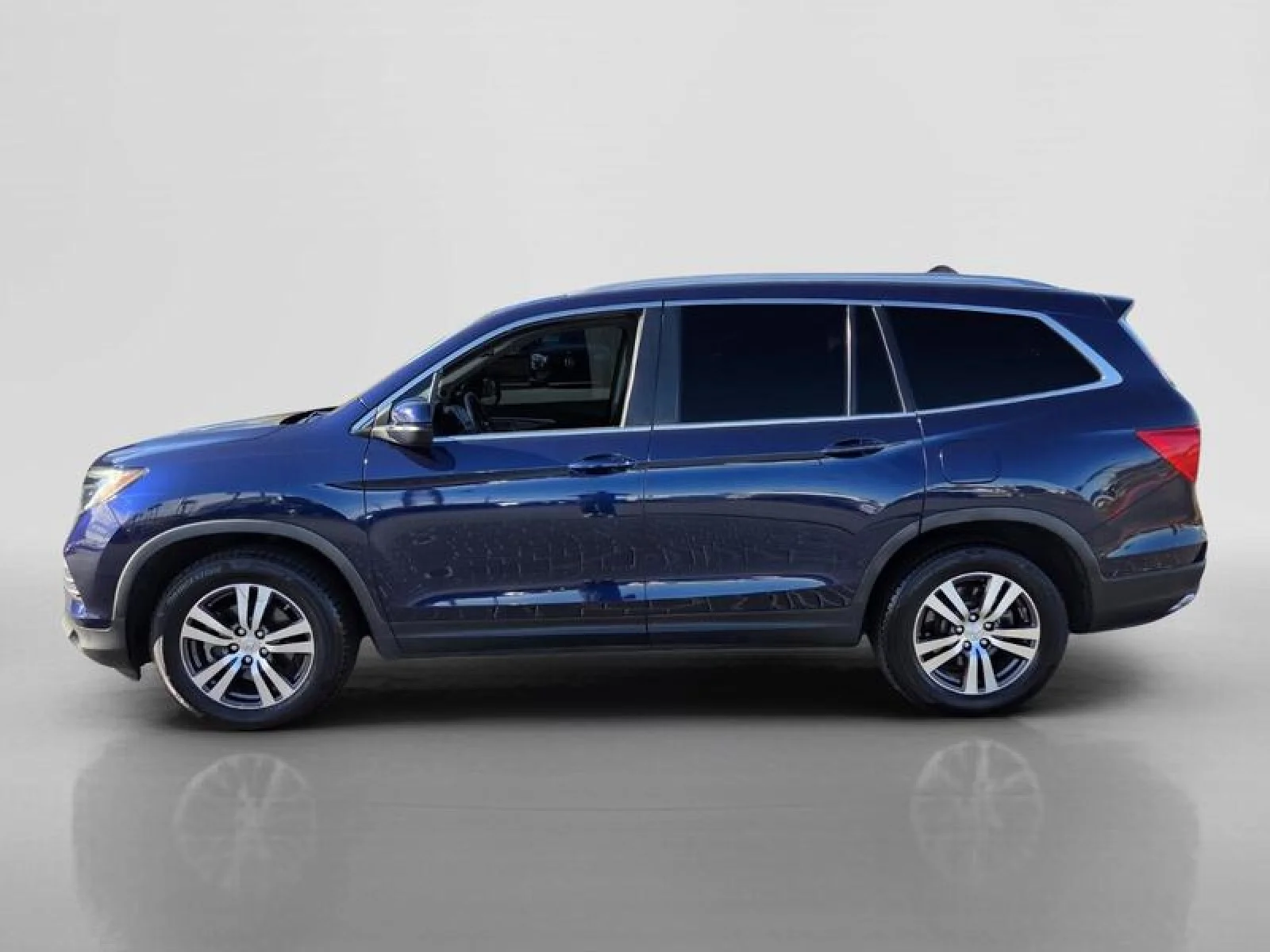 Used 2016 Obsidian Blue Pearl Honda EX-L image 2