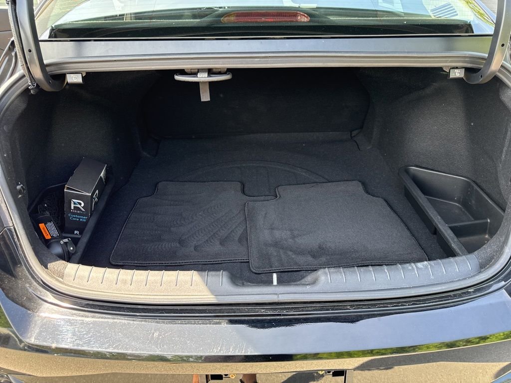 Used 2023 Black Hyundai SEL image 14